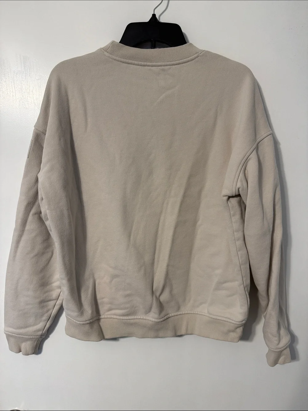 ALO Yoga Crewneck Sweatshirt in Light Beige